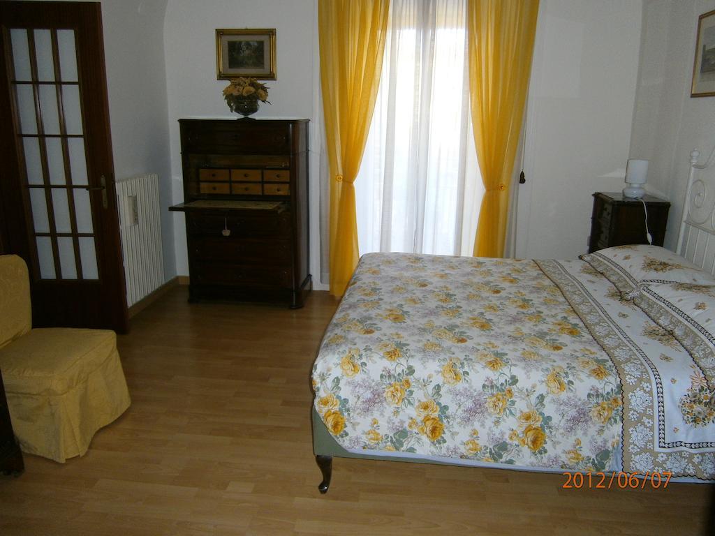 Il Giglio Rosso Apartment Naples Room photo