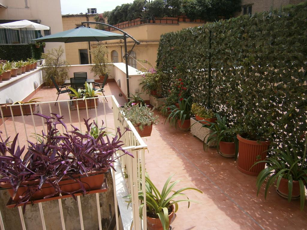 Il Giglio Rosso Apartment Naples Room photo